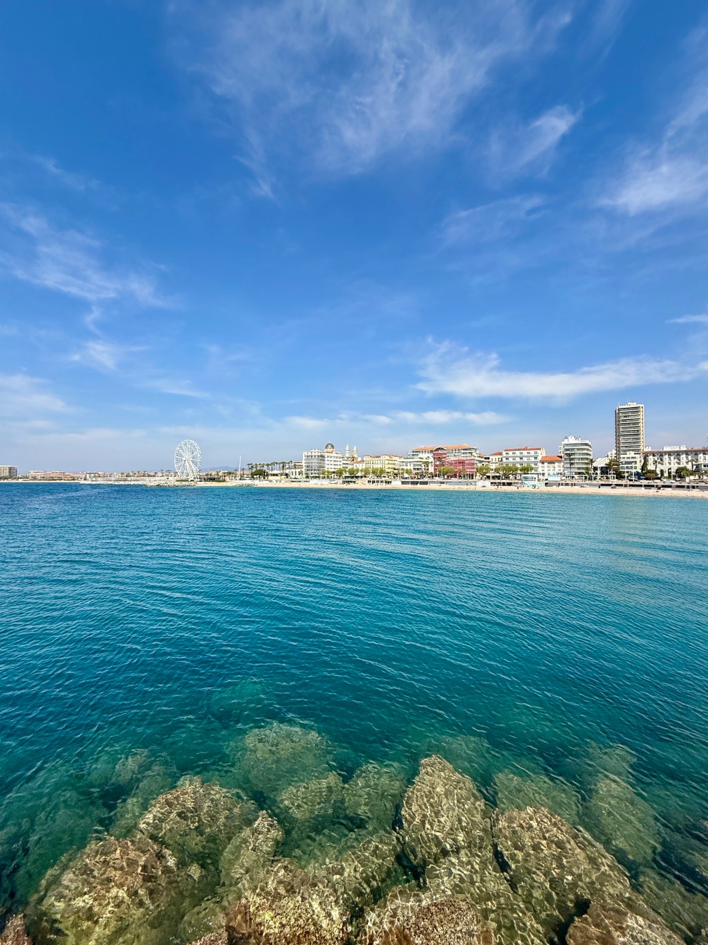 Friday 10th April 2026 – a walk along the promenade from Frejus to St Raphael….